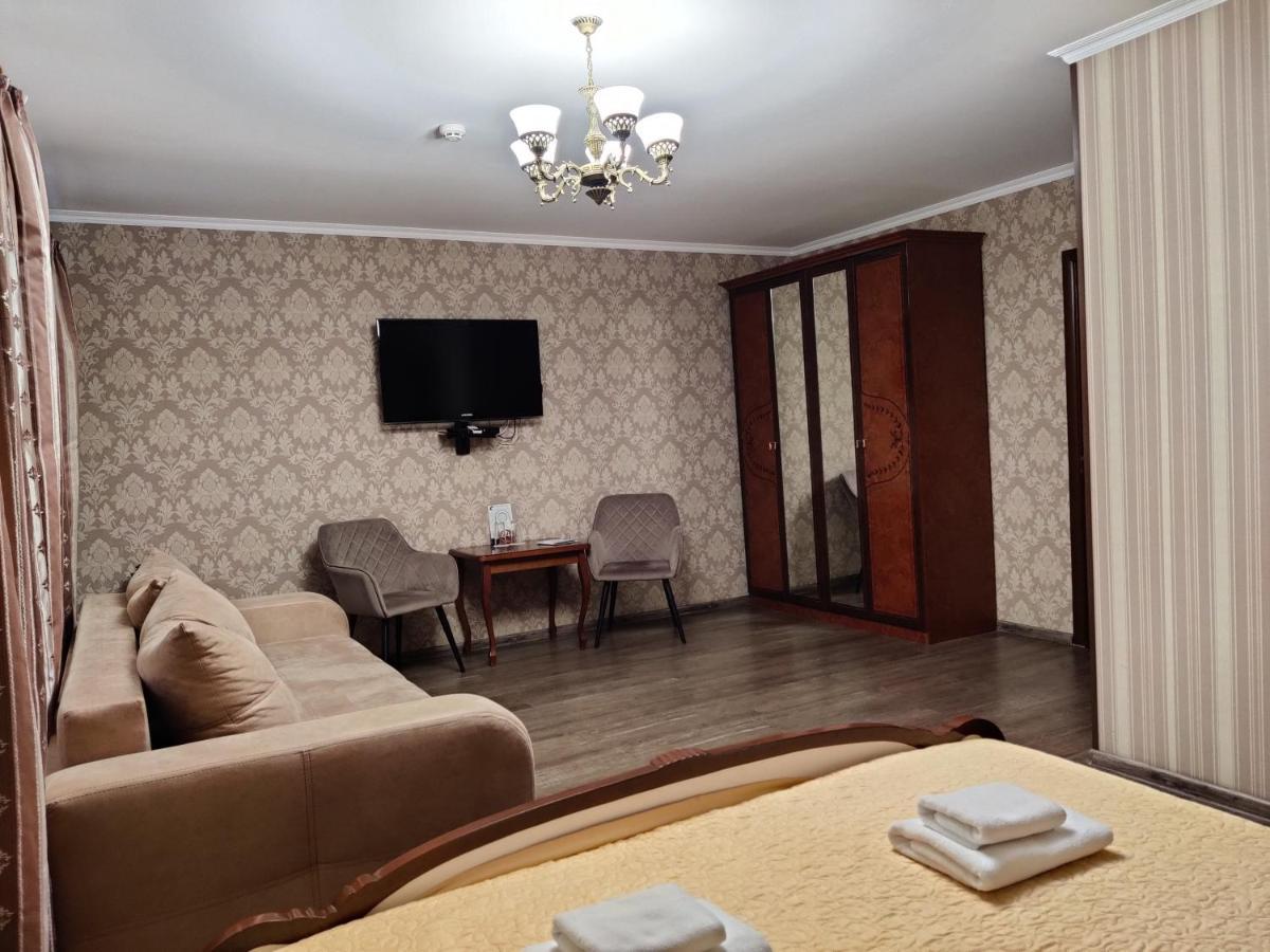 Evropeyskiy Kyiv Exterior photo